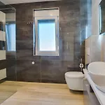 Dona Zadarvillas