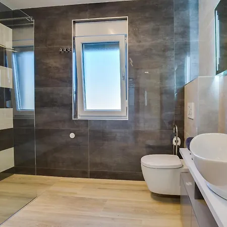Dona Zadarvillas
