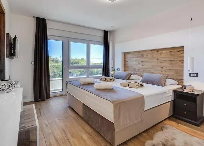 Dona Zadarvillas Вилла *